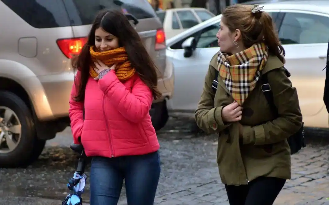 Chau veranito: Ingresa una masa de aire frío y vuelve el invierno