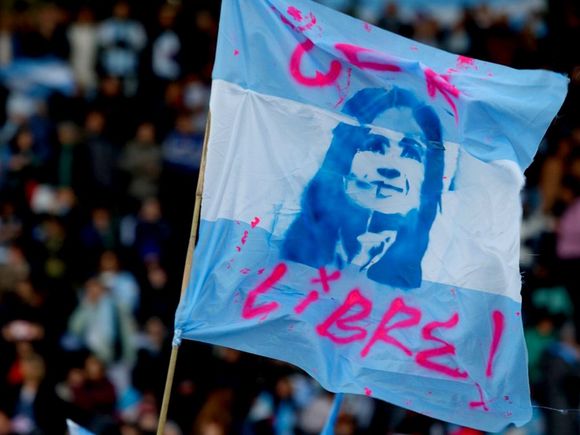 Cristina Kirchner, durísima desde su casa para Parque Lezama: llamó "fracasada" a Bullrich y criticó a Milei