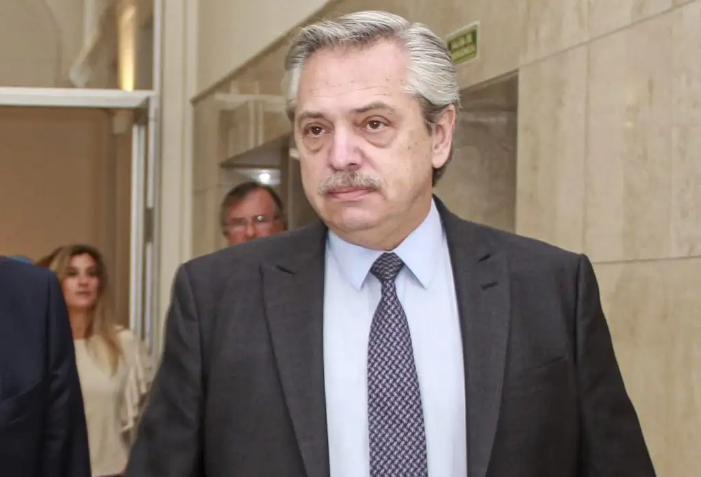 Fernández afirmó que “vamos a dejar de pagarle a los usureros”
