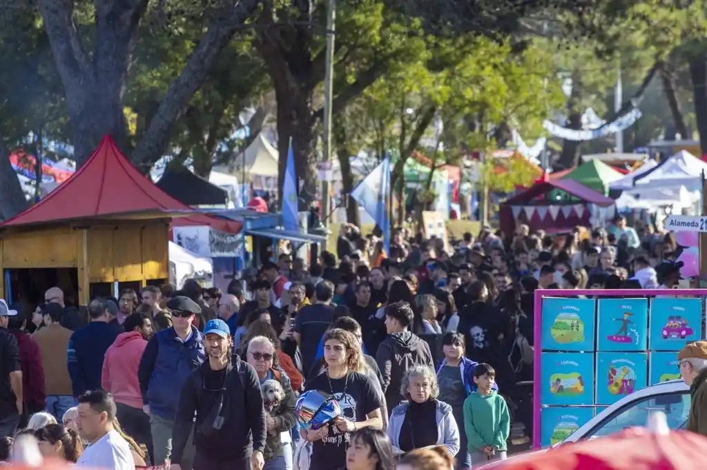 Una multitud invadió Villa Gesell