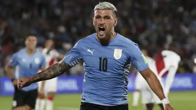 Uruguay venció a Perú y estará en el Mundial Qatar 2022