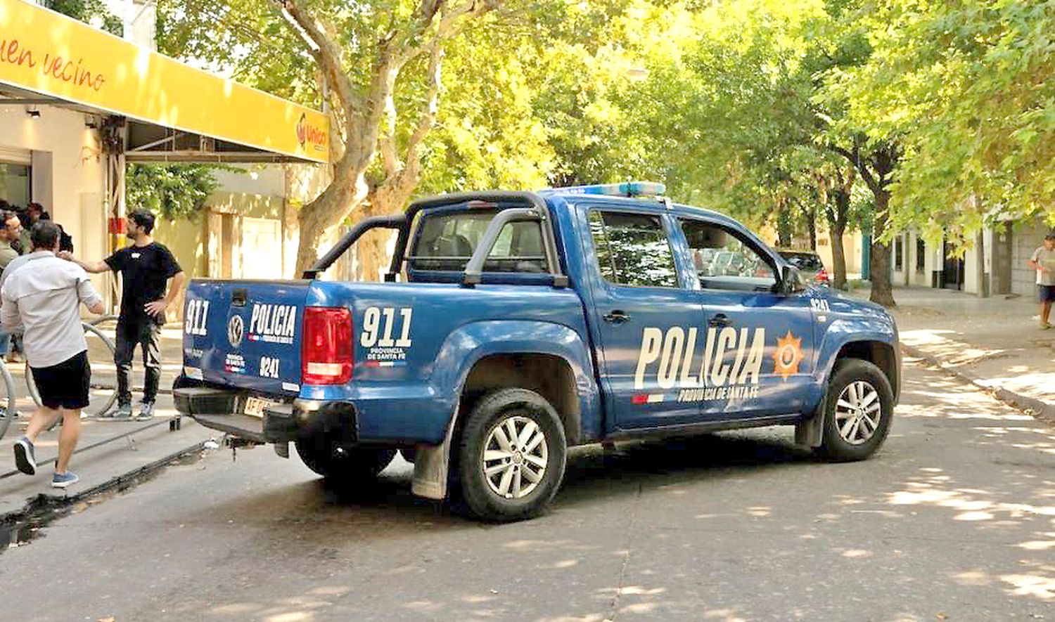 Los sicarios que balearon el local del suegro de Messi no serían los que atacan habitualmente en Santa Fe