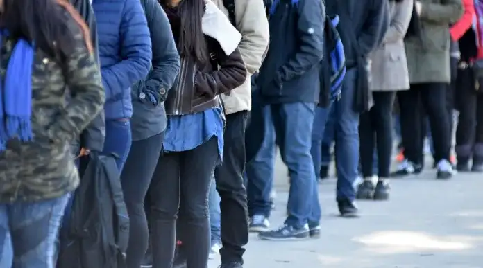 El desempleo bajó al 6,6% durante el tercer trimestre