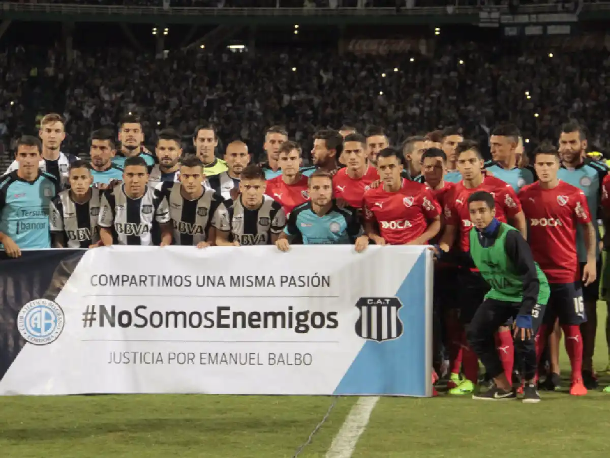 Conmovedor: Belgrano salió a la cancha junto a Talleres e Independiente 