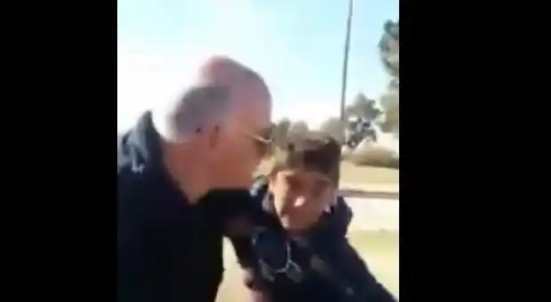 Video: Capitán de la Bonaerense agredió a tres jóvenes en un operativo