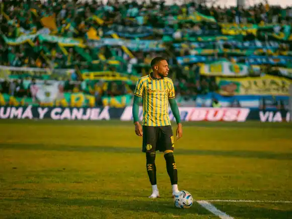 Aldosivi va en busca de su primera victoria con una de sus dos caras nuevas