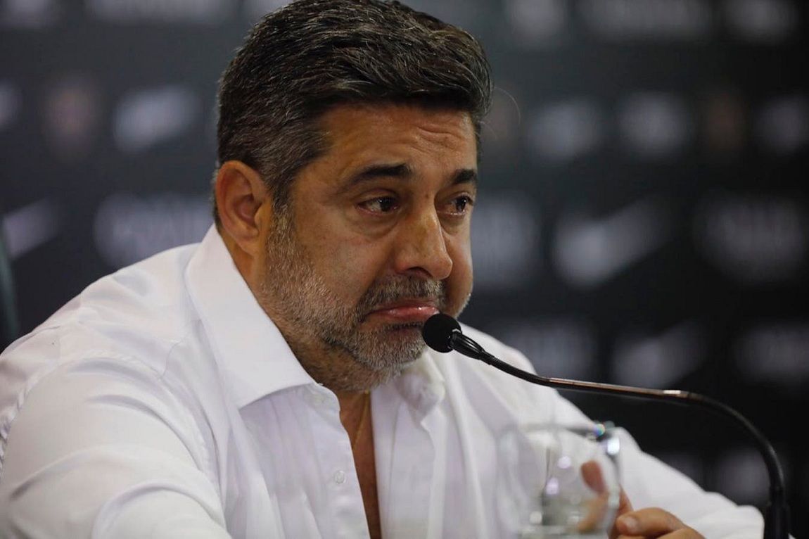 Angelici cuestionó duro a Riquelme: "no voy a decir lo que pidió"