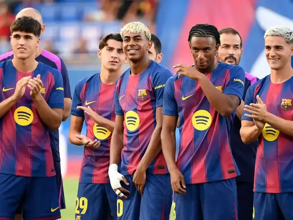 El Barcelona enfrenta a las 16 al Newcastle por la Champions 25-26.Foto:EFE