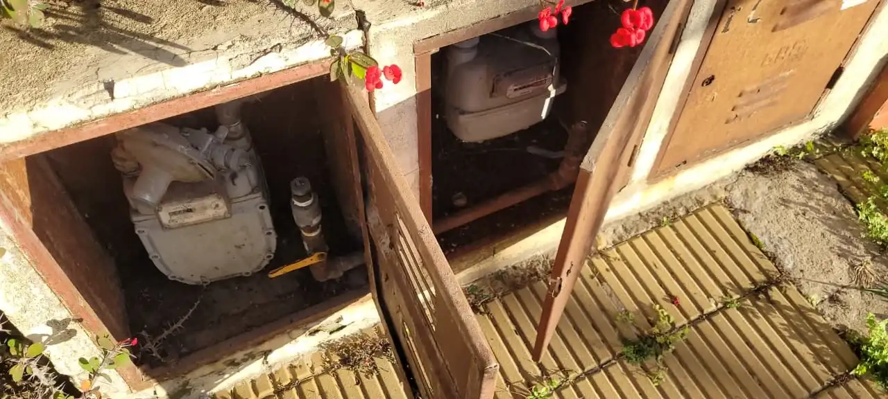 Robo de caños de cobre de casillas de gas