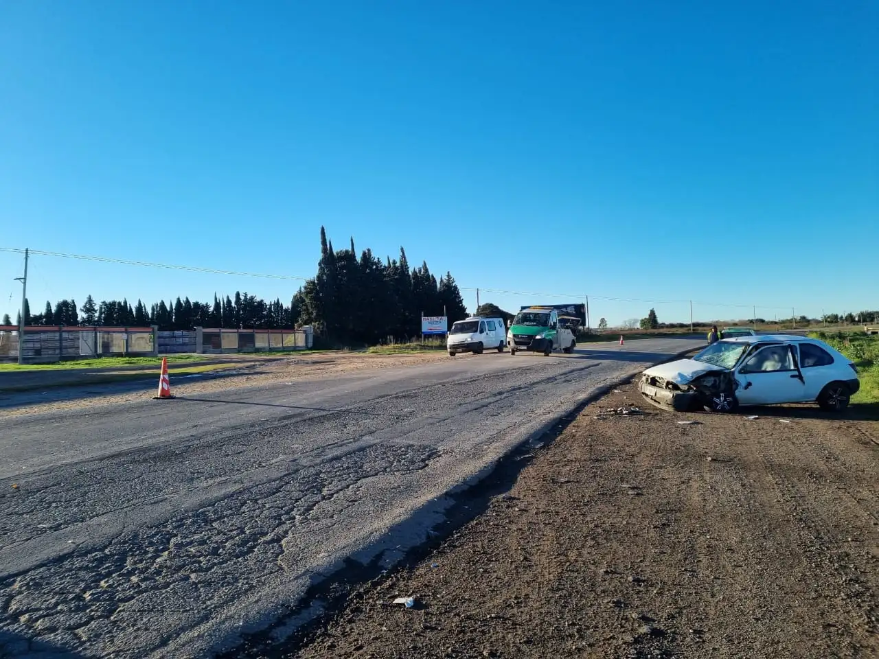 accidente ford fiesta ruta 1001 00