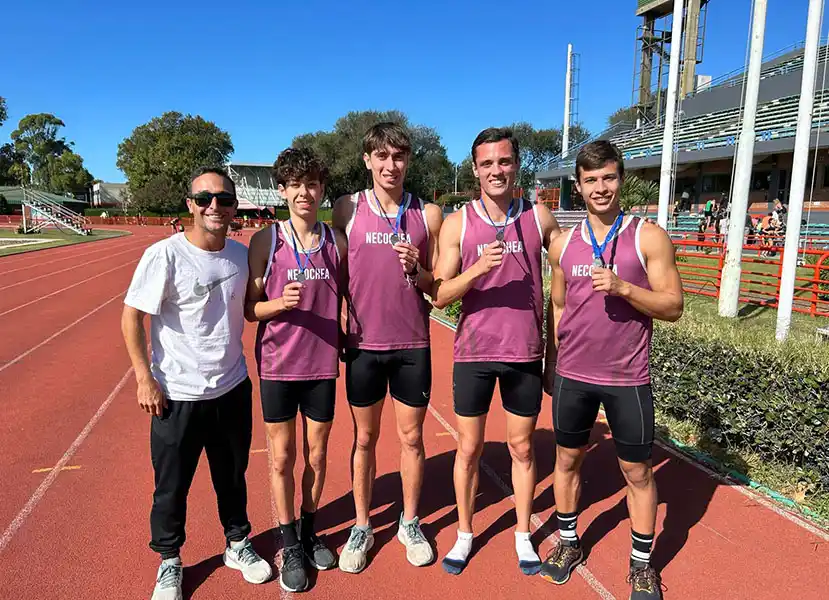 Necochea subcampeón provincial de mayores en posta en Mar del Plata