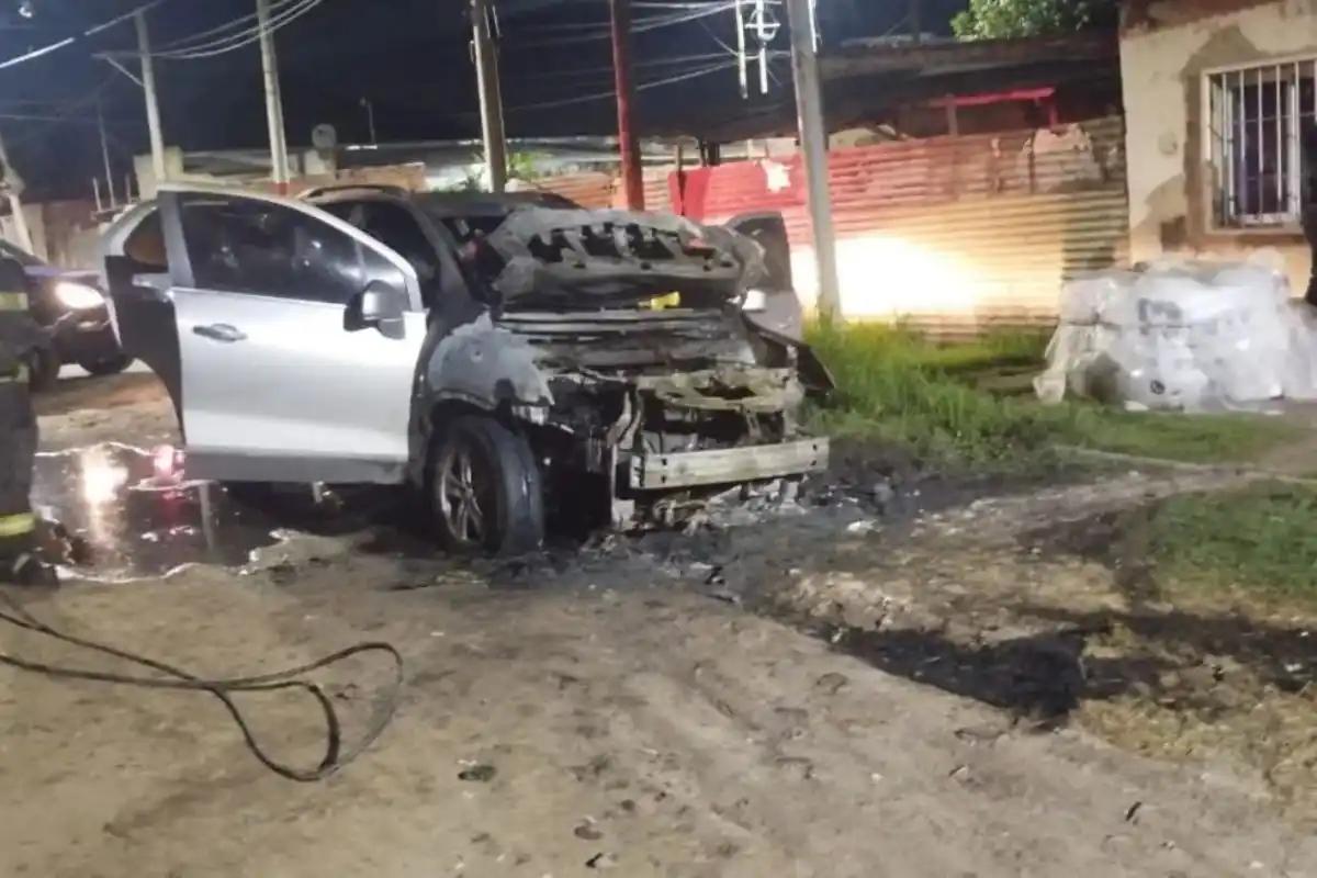 El incidente tuvo lugar en el cruce de calle Arenales y el pasaje Braile, en jurisdicción de la Subcomisaría 2a.