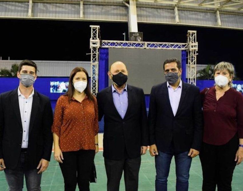 Un domingo con actividad política intensa hasta la medianoche