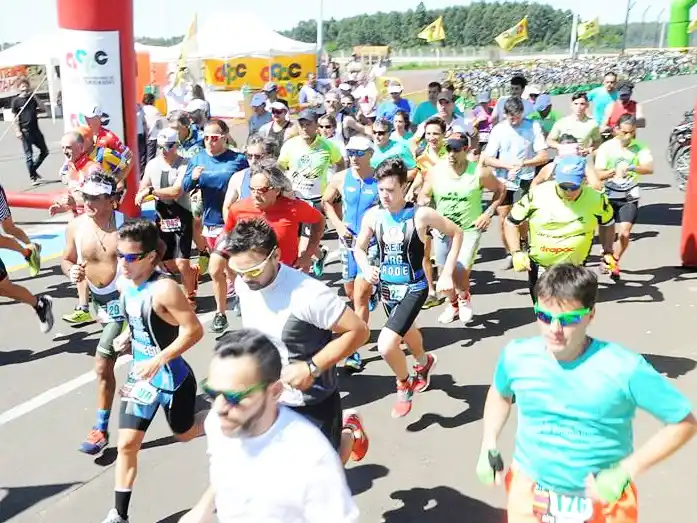 Este sábado el atletismo pone fin a la temporada con una carrera en el Autódromo
