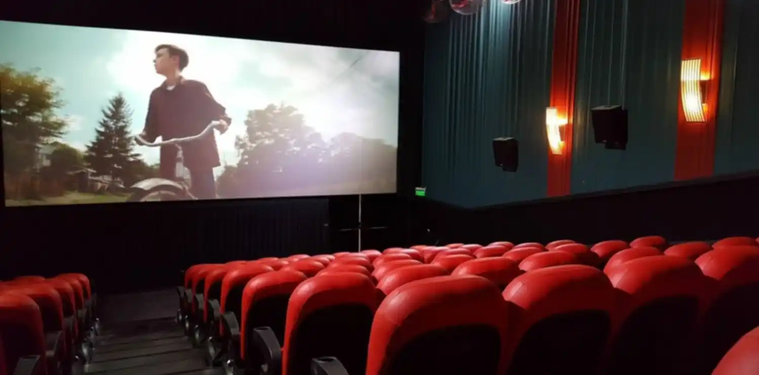 Una jubilada murió en un cine de San Martín