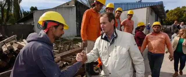 Bordet: “Somos un gobierno presente al lado de los trabajadores”
