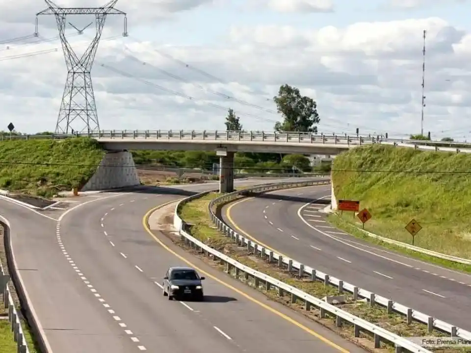 El Gobierno lanza la licitación para concesionar más de 1.800 kilómetros de rutas nacionales
