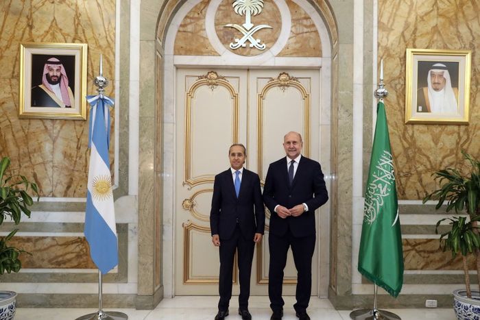 Perotti con el embajador de Marruecos