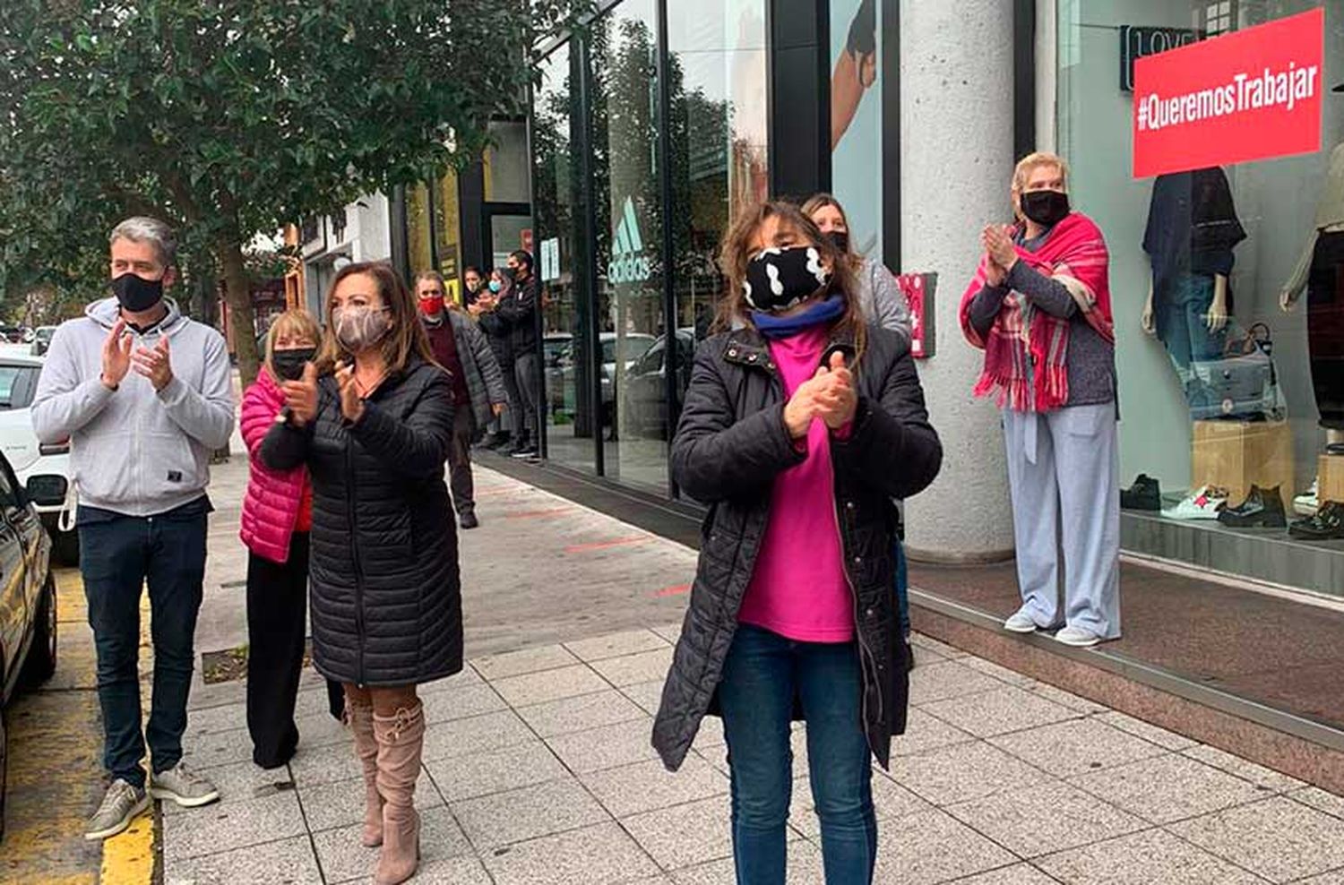 Videos: cacerolazos de comerciantes en Mar del Plata contra Kicillof