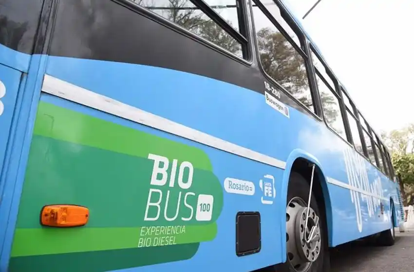 Javkin confirmó que Rosario apostará a la fabricación de colectivos eléctricos y a la reconversión de trolebuses