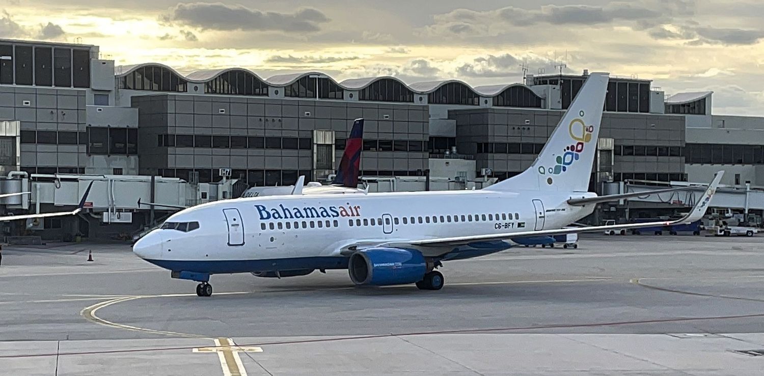 MAX o A220: Bahamas Air quiere renovar sus Boeing 737-700