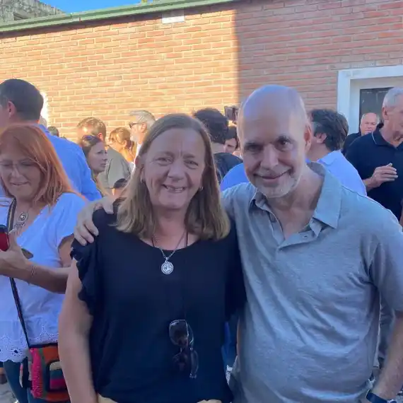La intendenta en un encuentro con Larreta y Frigerio