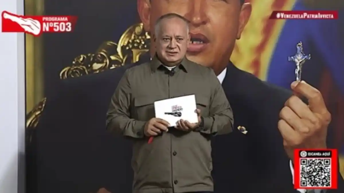 SIN DAR DETALLES DE CÓMO NI POR QUÉ, Diosdado informó muerte de un trabajador de «Con el mazo dando» en pleno set