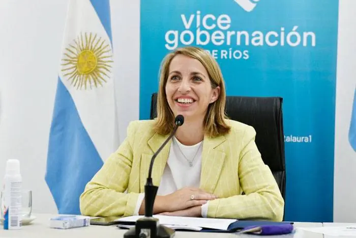 Stratta participó de �SEl  protagonismo de las mujeres en la administración del Estado⬝