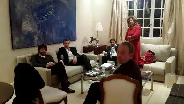 Internaron cuatro horas a Macri por una arritmia