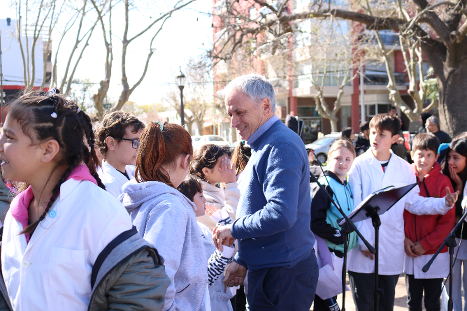 Intendente de Chascomús anunció que continuarán financiando viajes de egresados para escuelas primarias