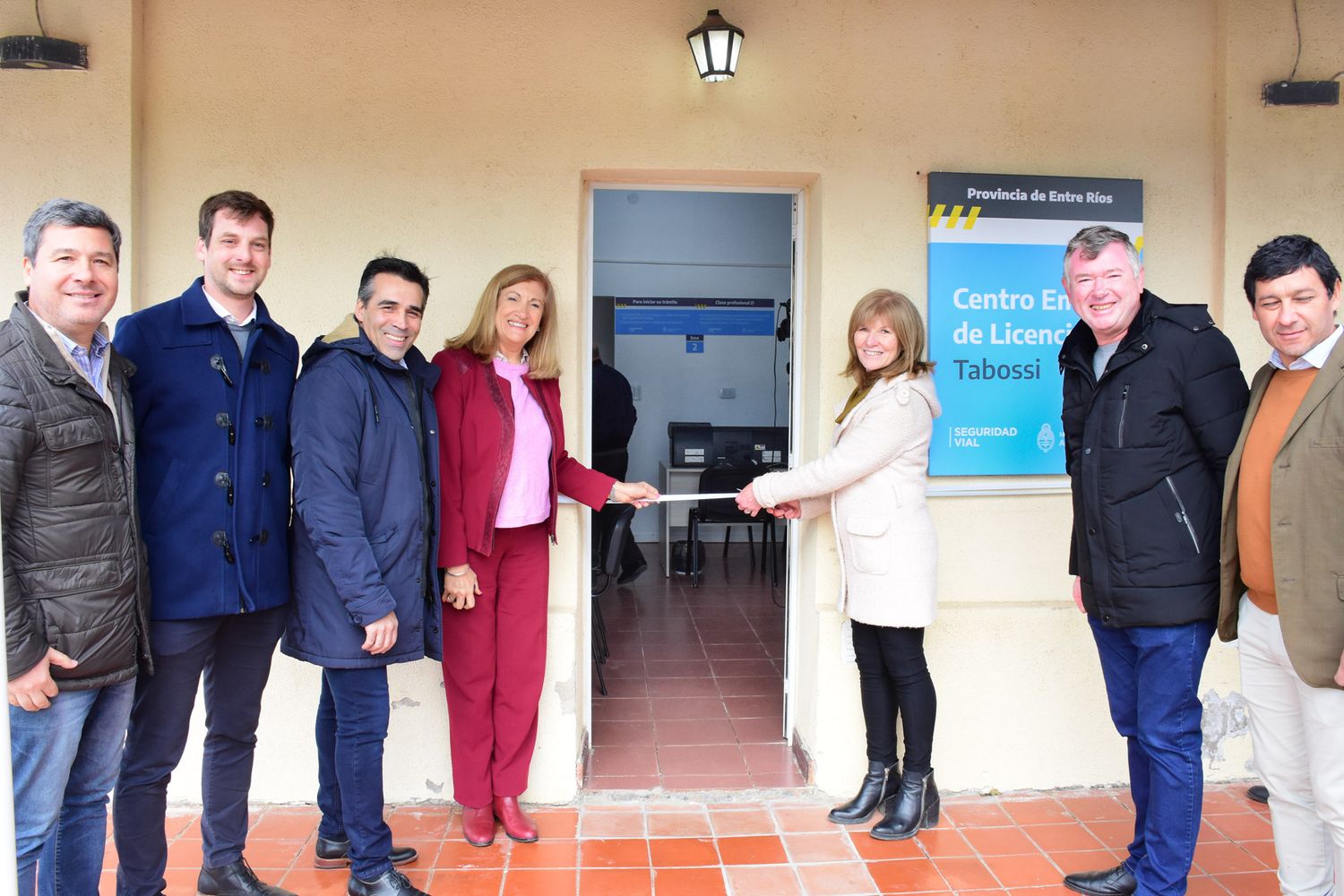 Inauguración de un nuevo Centro Emisor de Licencia Única de Conducir en Tabossi