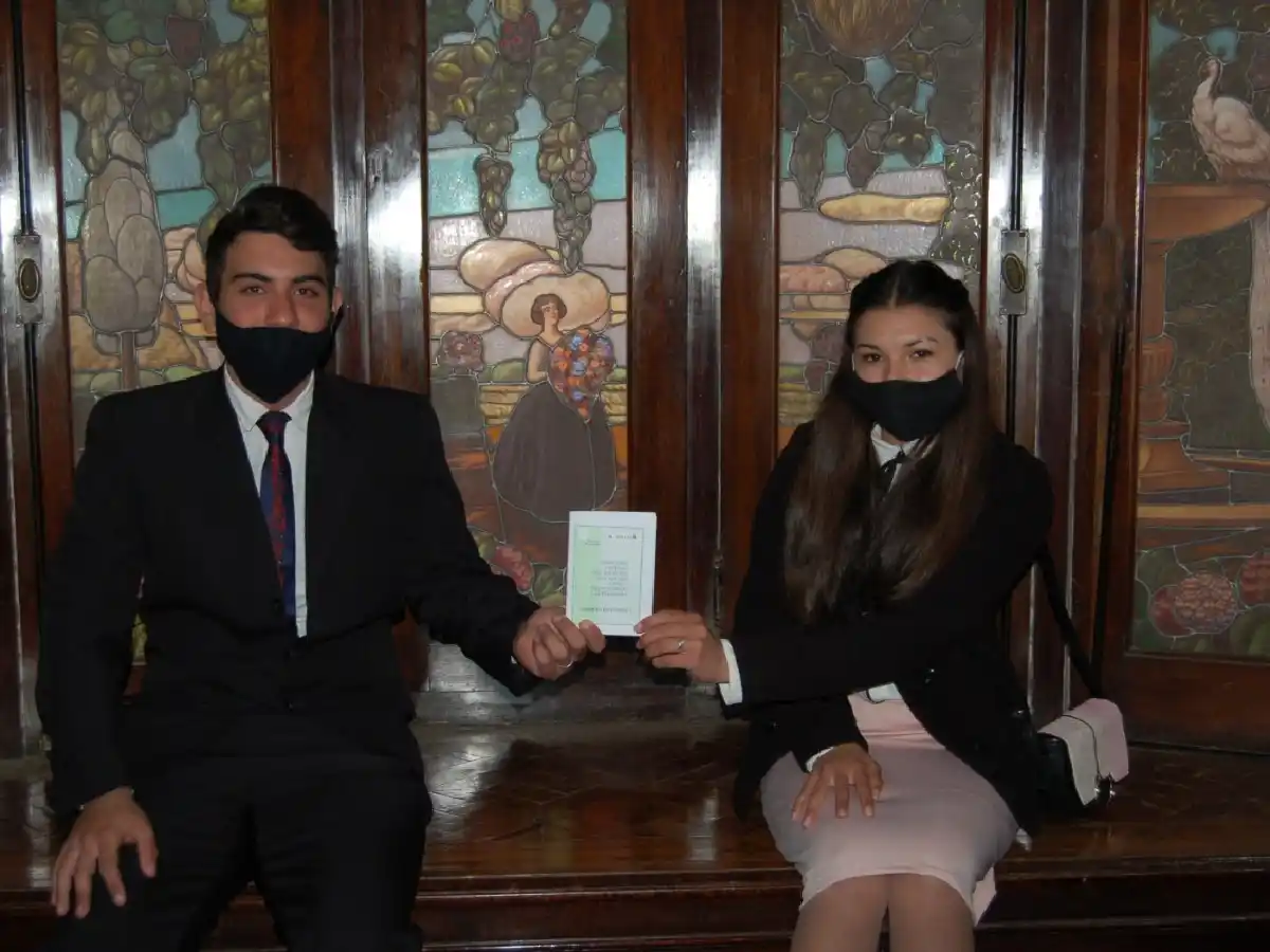 El virus no pudo con el amor:  volvieron los casamientos              