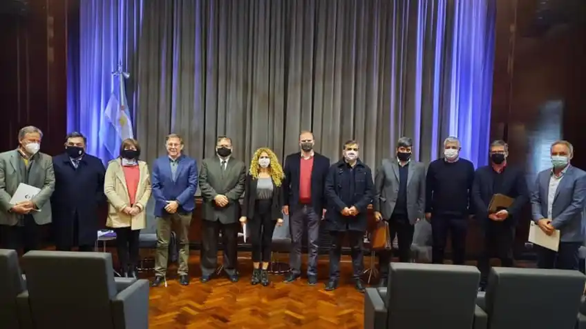 Gestionan aportes para obras en el Parque Industrial