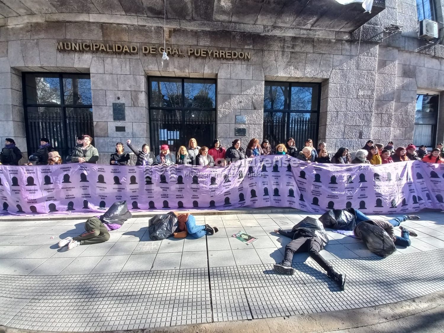 Violencia de género: organizaciones se manifestaron en el Municipio por el incremento de casos