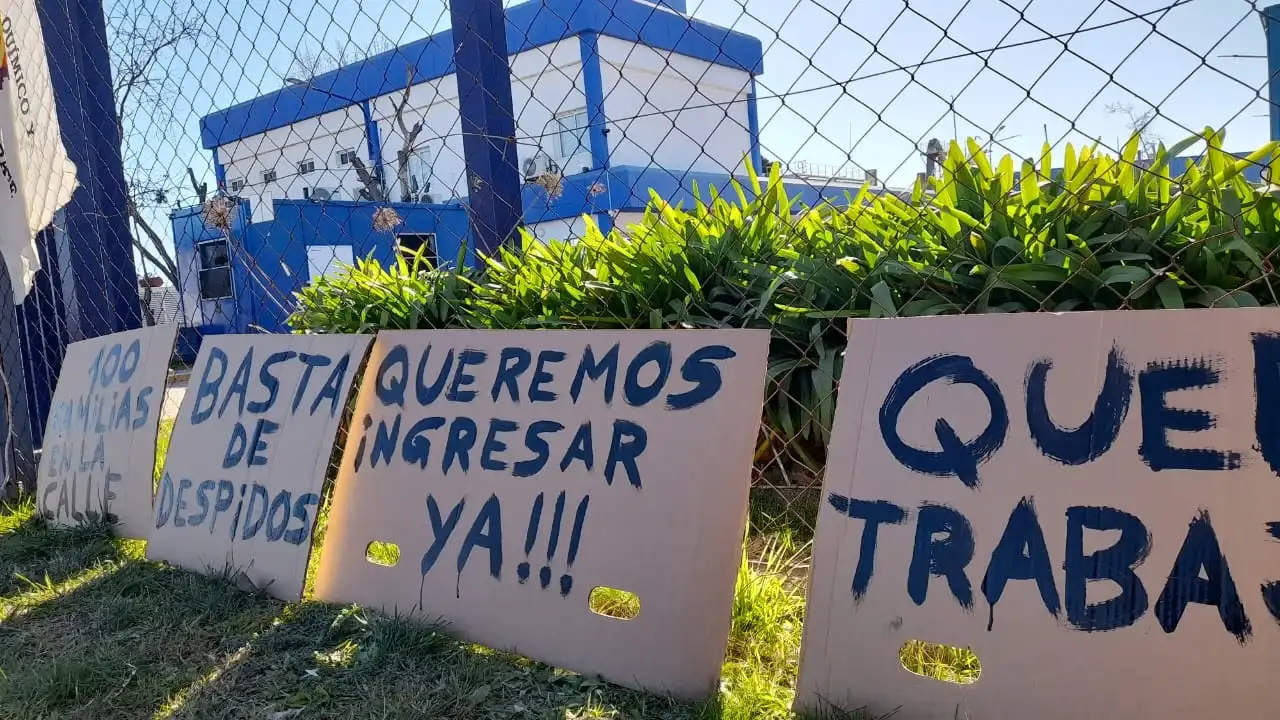 Químicos y Petroquímicos denuncian que Unionbat y Pyam no han indemnizado a sus más de 120 trabajadores despedidos