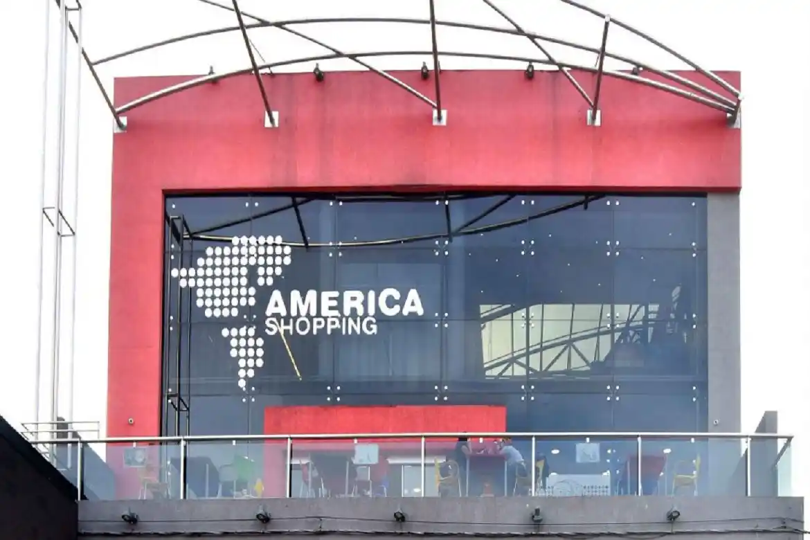 Confirmaron el cierre definitivo del Shopping América de Colón