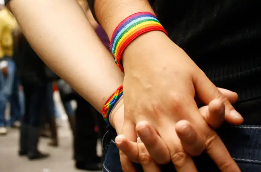 “En una sociedad tan enferma, demostrarse cariño genera prejuicio”