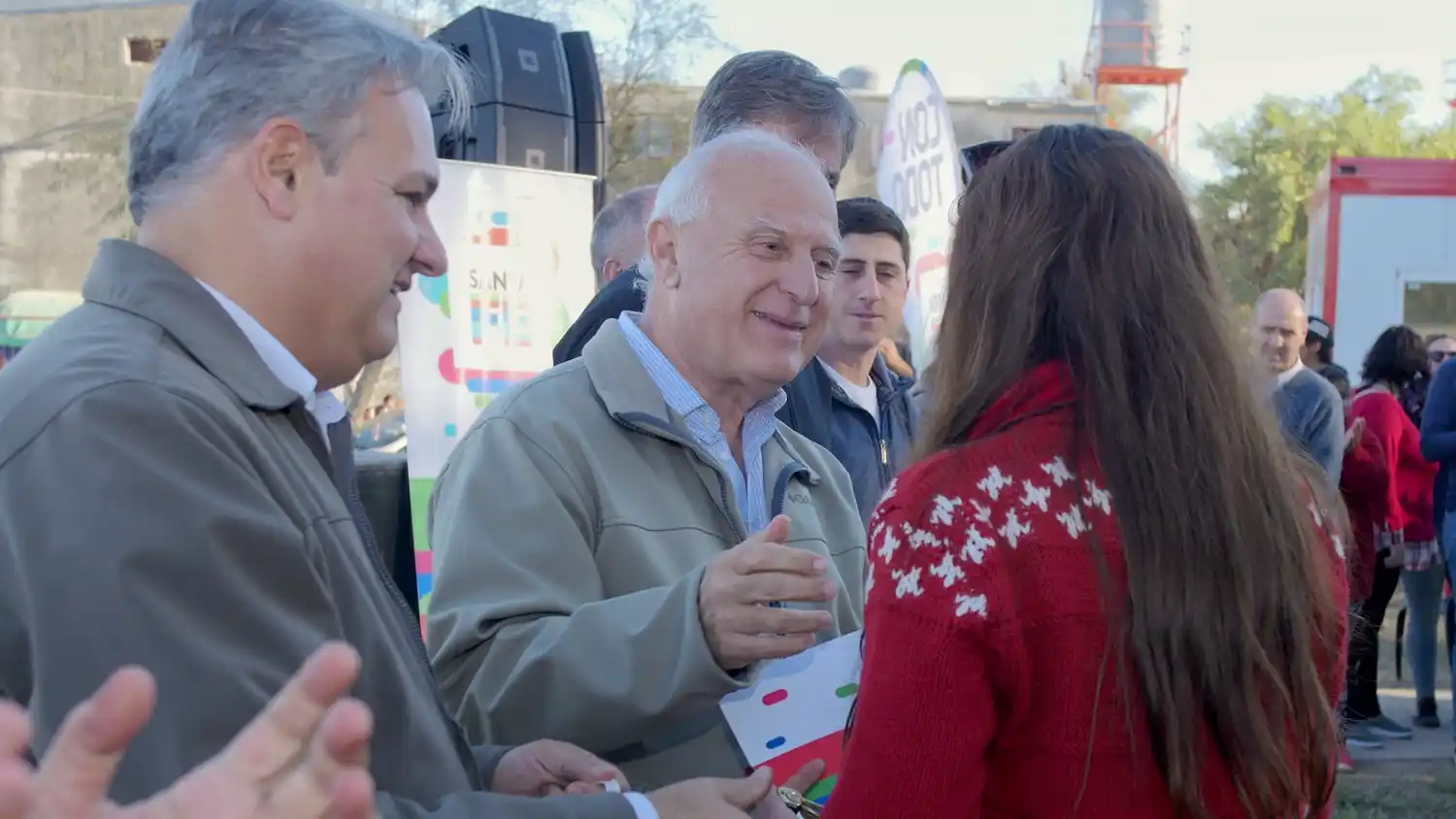 Lifschitz recorrió el barrio Acería de la ciudad de Santa Fe