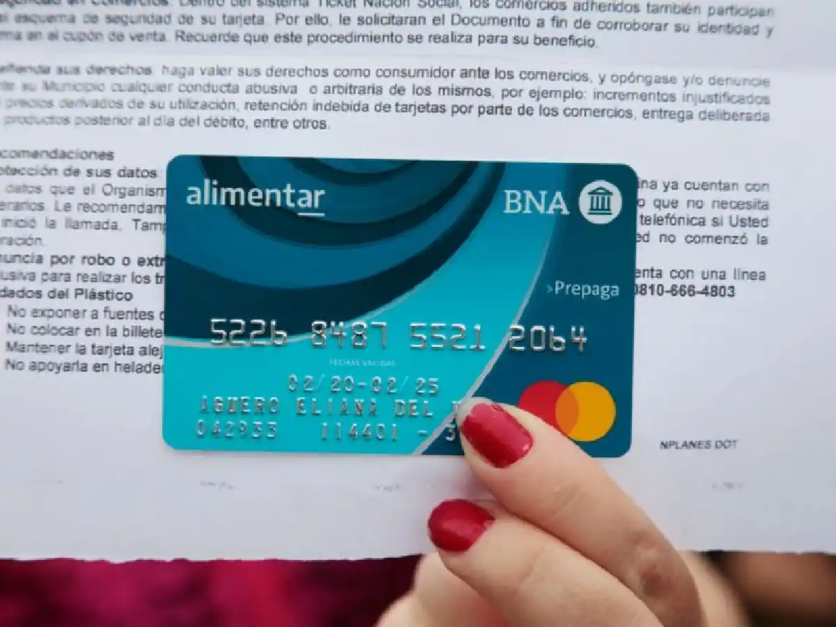 Entregan más de 500 Tarjetas Alimentar que faltaban distribuir en San Francisco