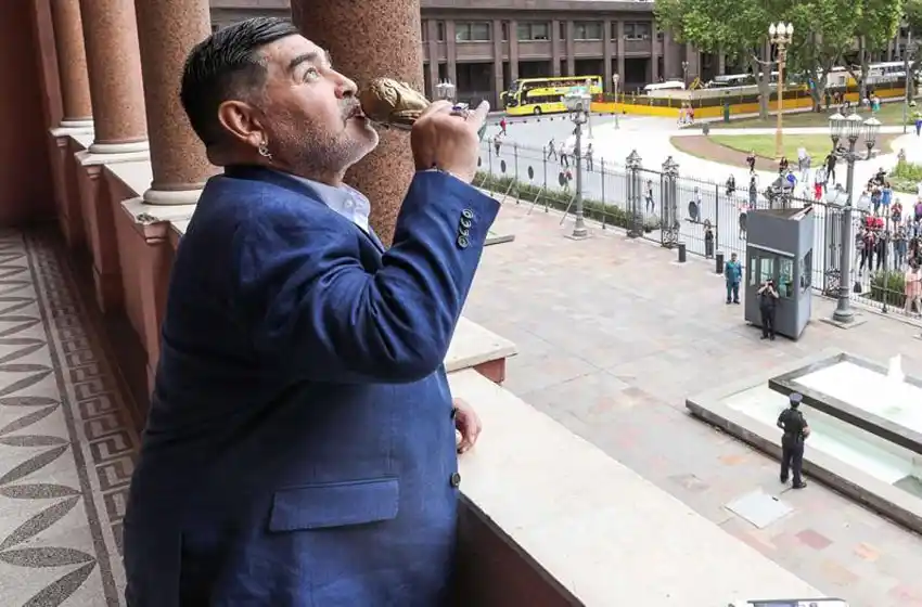 El Gobierno prepara la Casa Rosada para el velatorio de Maradona