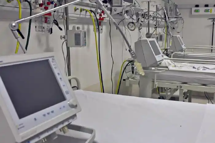 La ocupación de las UTI supera el 65 %