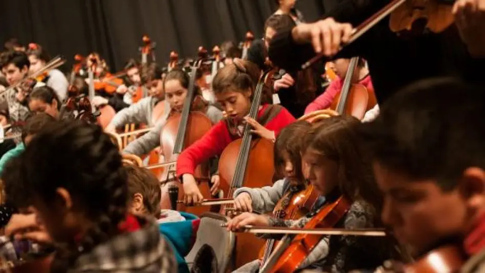 Por el aniversario de la ciudad, se presenta la Orquesta Infanto Juvenil  