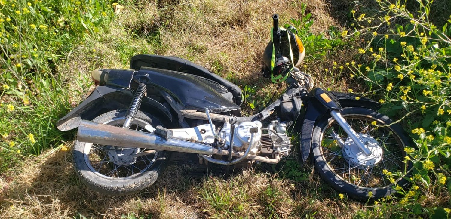 Recuperan motocicleta robada