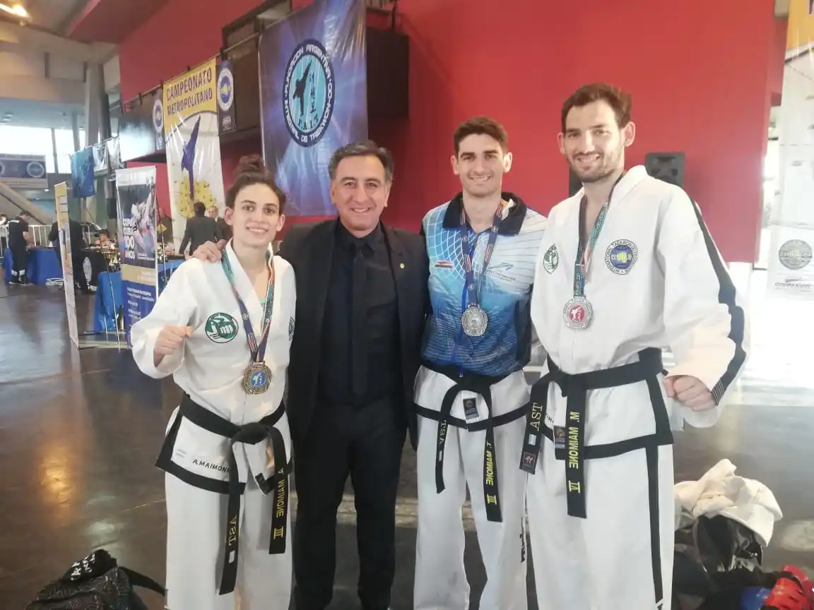 31 medallas en el Campeonato Metropolitano