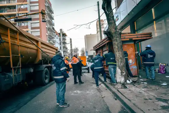 El Municipio retiró 46 puestos de diarios abandonados