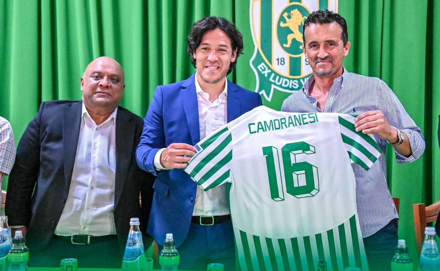 Mauro Camoranesi tiene rival para su debut en Malta