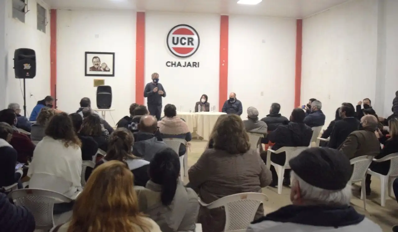 Galimberti endureció su discurso y convocó disputar las PASO "con el cuchillo entre los dientes"