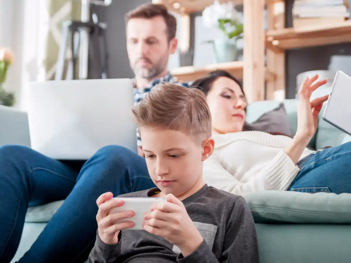 La Francia: a fines de 2020, todo el pueblo contará con Internet por fibra óptica        