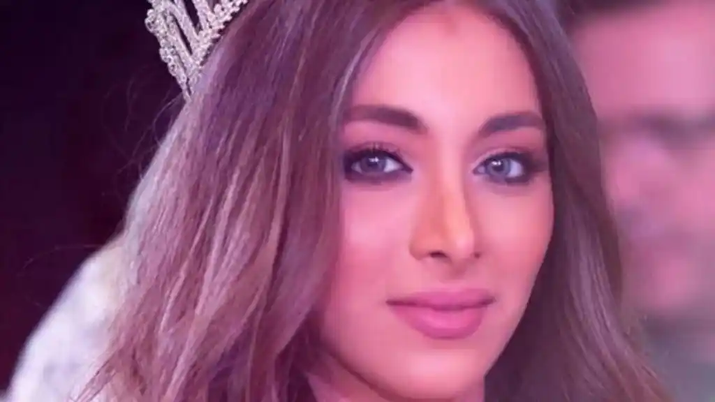 Murió mientras daba a luz la actriz y Miss Mundo Angy Morad