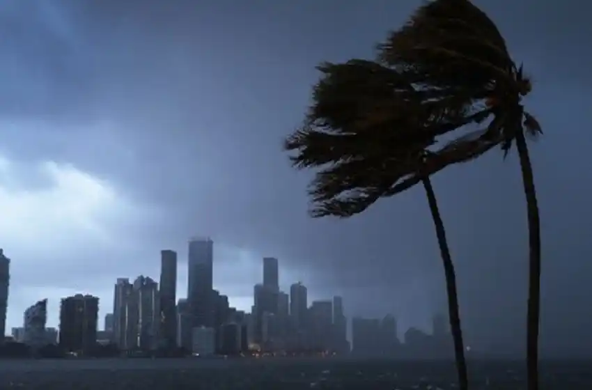 6 millones de personas sin electricidad en Florida